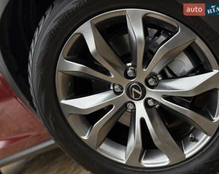 Красный Лексус НХ, объемом двигателя 2 л и пробегом 125 тыс. км за 24800 $, фото 9 на Automoto.ua