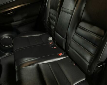 Красный Лексус НХ, объемом двигателя 2 л и пробегом 75 тыс. км за 23000 $, фото 7 на Automoto.ua