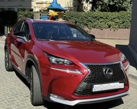 Красный Лексус НХ, объемом двигателя 2 л и пробегом 75 тыс. км за 23000 $, фото 2 на Automoto.ua