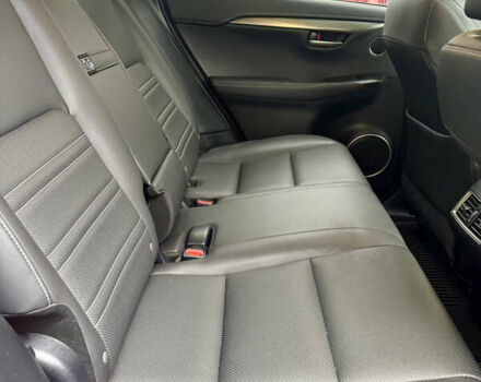 Червоний Лексус НХ, об'ємом двигуна 2 л та пробігом 158 тис. км за 25500 $, фото 17 на Automoto.ua