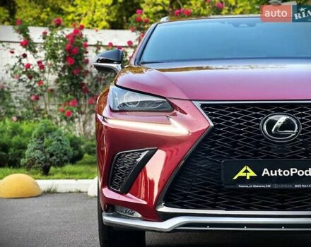 Червоний Лексус НХ, об'ємом двигуна 2 л та пробігом 51 тис. км за 28500 $, фото 6 на Automoto.ua