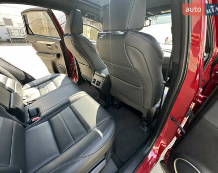 Червоний Лексус НХ, об'ємом двигуна 1.99 л та пробігом 70 тис. км за 22500 $, фото 22 на Automoto.ua