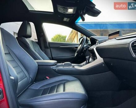 Червоний Лексус НХ, об'ємом двигуна 2 л та пробігом 51 тис. км за 28500 $, фото 21 на Automoto.ua