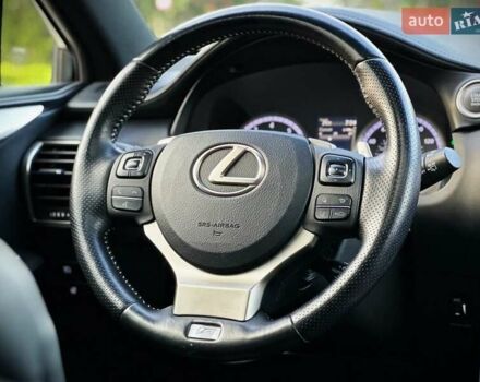 Червоний Лексус НХ, об'ємом двигуна 2 л та пробігом 51 тис. км за 28500 $, фото 30 на Automoto.ua