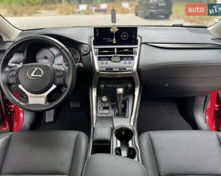 Красный Лексус НХ, объемом двигателя 2 л и пробегом 94 тыс. км за 22999 $, фото 33 на Automoto.ua