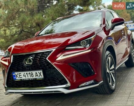 Червоний Лексус НХ, об'ємом двигуна 2 л та пробігом 94 тис. км за 22999 $, фото 2 на Automoto.ua