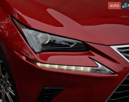 Червоний Лексус НХ, об'ємом двигуна 2 л та пробігом 61 тис. км за 26990 $, фото 18 на Automoto.ua