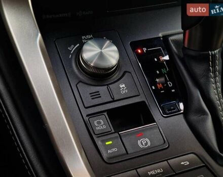 Червоний Лексус НХ, об'ємом двигуна 2 л та пробігом 61 тис. км за 26990 $, фото 62 на Automoto.ua