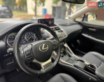 Червоний Лексус НХ, об'ємом двигуна 2 л та пробігом 94 тис. км за 22999 $, фото 19 на Automoto.ua