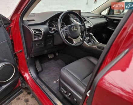 Червоний Лексус НХ, об'ємом двигуна 2 л та пробігом 61 тис. км за 26990 $, фото 43 на Automoto.ua