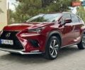 Красный Лексус НХ, объемом двигателя 2 л и пробегом 94 тыс. км за 22999 $, фото 1 на Automoto.ua