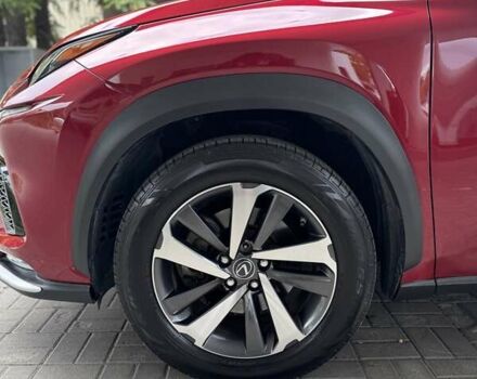 Червоний Лексус НХ, об'ємом двигуна 2 л та пробігом 94 тис. км за 22999 $, фото 35 на Automoto.ua