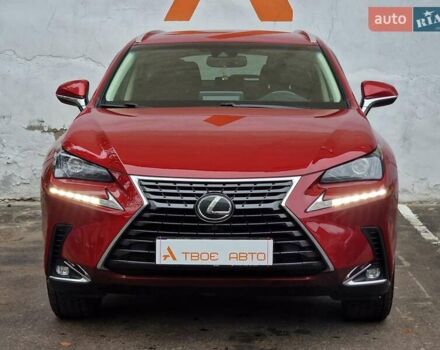 Червоний Лексус НХ, об'ємом двигуна 2 л та пробігом 61 тис. км за 26990 $, фото 2 на Automoto.ua