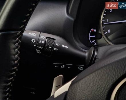 Червоний Лексус НХ, об'ємом двигуна 2 л та пробігом 61 тис. км за 26990 $, фото 67 на Automoto.ua