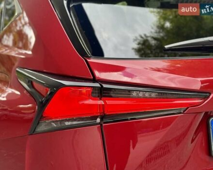 Червоний Лексус НХ, об'ємом двигуна 2 л та пробігом 94 тис. км за 22999 $, фото 13 на Automoto.ua
