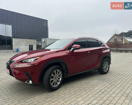 Червоний Лексус НХ, об'ємом двигуна 2 л та пробігом 39 тис. км за 25500 $, фото 3 на Automoto.ua