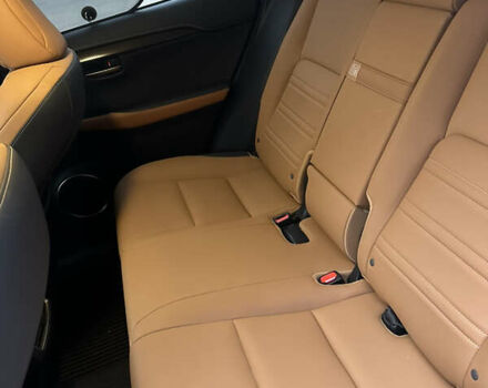 Червоний Лексус НХ, об'ємом двигуна 2 л та пробігом 39 тис. км за 25500 $, фото 14 на Automoto.ua