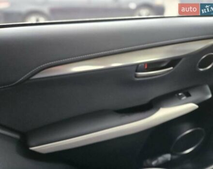 Червоний Лексус НХ, об'ємом двигуна 2 л та пробігом 22 тис. км за 35200 $, фото 12 на Automoto.ua