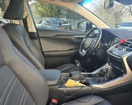 Червоний Лексус НХ, об'ємом двигуна 2.49 л та пробігом 49 тис. км за 36500 $, фото 4 на Automoto.ua