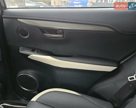 Червоний Лексус НХ, об'ємом двигуна 2 л та пробігом 22 тис. км за 35200 $, фото 11 на Automoto.ua