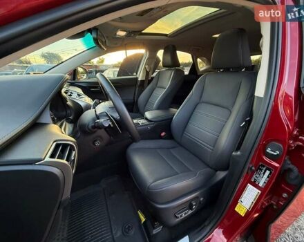 Красный Лексус НХ, объемом двигателя 2 л и пробегом 7 тыс. км за 35000 $, фото 23 на Automoto.ua