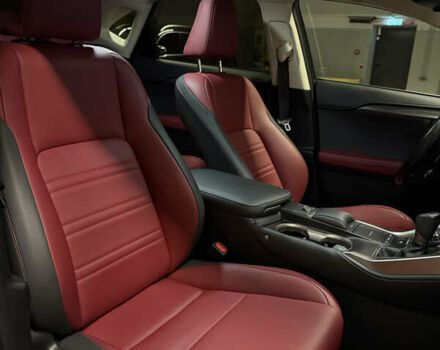 Красный Лексус НХ, объемом двигателя 1.99 л и пробегом 46 тыс. км за 35999 $, фото 2 на Automoto.ua