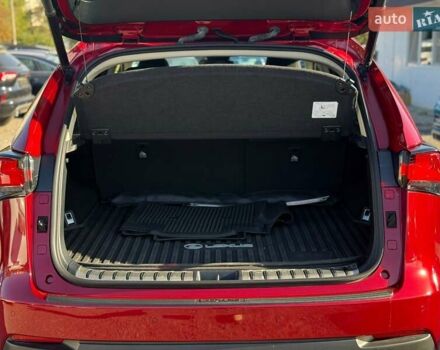 Красный Лексус НХ, объемом двигателя 2 л и пробегом 7 тыс. км за 35000 $, фото 36 на Automoto.ua
