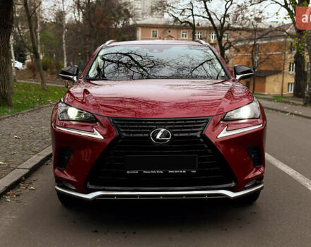 Красный Лексус НХ, объемом двигателя 2 л и пробегом 7 тыс. км за 37900 $, фото 7 на Automoto.ua