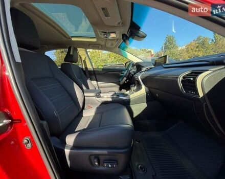 Красный Лексус НХ, объемом двигателя 2 л и пробегом 7 тыс. км за 35000 $, фото 42 на Automoto.ua