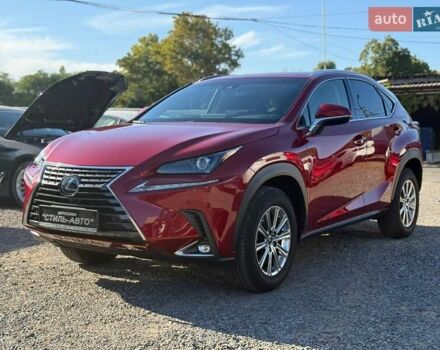 Красный Лексус НХ, объемом двигателя 2 л и пробегом 7 тыс. км за 35000 $, фото 4 на Automoto.ua