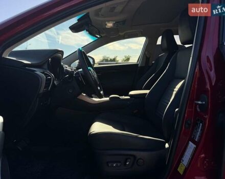 Красный Лексус НХ, объемом двигателя 2 л и пробегом 7 тыс. км за 35000 $, фото 53 на Automoto.ua