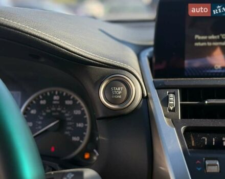 Красный Лексус НХ, объемом двигателя 2 л и пробегом 7 тыс. км за 35000 $, фото 46 на Automoto.ua