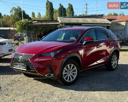 Червоний Лексус НХ, об'ємом двигуна 2 л та пробігом 7 тис. км за 35000 $, фото 2 на Automoto.ua