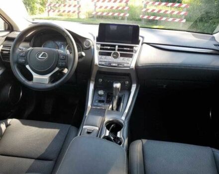 Червоний Лексус НХ, об'ємом двигуна 2 л та пробігом 34 тис. км за 11700 $, фото 8 на Automoto.ua