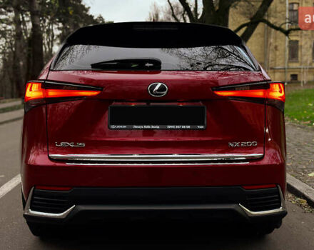 Красный Лексус НХ, объемом двигателя 2 л и пробегом 7 тыс. км за 37900 $, фото 2 на Automoto.ua