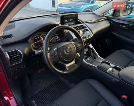 Красный Лексус НХ, объемом двигателя 2 л и пробегом 7 тыс. км за 35000 $, фото 22 на Automoto.ua