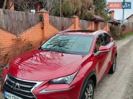 Красный Лексус НХ, объемом двигателя 2 л и пробегом 127 тыс. км за 21900 $, фото 1 на Automoto.ua