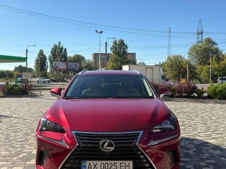 Червоний Лексус НХ, об'ємом двигуна 1.99 л та пробігом 80 тис. км за 30000 $, фото 1 на Automoto.ua