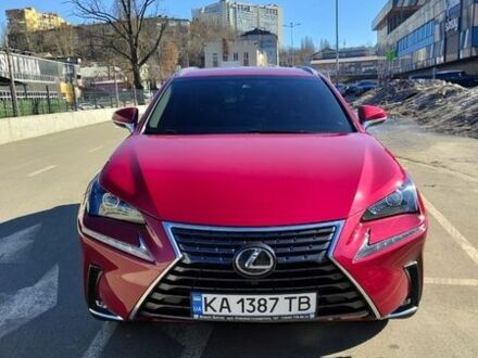 Красный Лексус НХ, объемом двигателя 2 л и пробегом 70 тыс. км за 24900 $, фото 1 на Automoto.ua