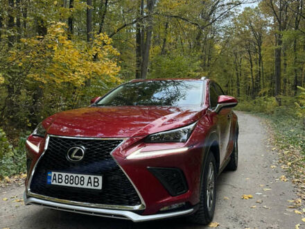 Лексус НХ 2017 в Виннице на Automoto.ua Красный Лексус НХ, объемом двигателя 2 л и пробегом 60 тыс. км за 29300 $, фото 1 на Automoto.ua