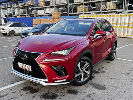 Лексус НХ 2018 в Днепре (Днепропетровске) на Automoto.ua Красный Лексус НХ, объемом двигателя 2 л и пробегом 110 тыс. км за 28000 $, фото 1 на Automoto.ua