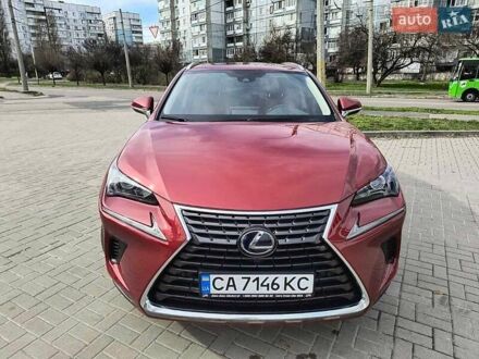Лексус НХ 2019 в Львове на Automoto.ua Красный Лексус НХ, объемом двигателя 2 л и пробегом 76 тыс. км за 26500 $, фото 1 на Automoto.ua