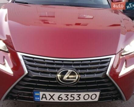 Красный Лексус НХ, объемом двигателя 2 л и пробегом 25 тыс. км за 27000 $, фото 1 на Automoto.ua