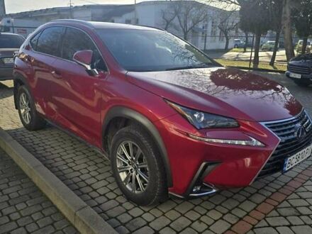 Красный Лексус НХ, объемом двигателя 2.49 л и пробегом 49 тыс. км за 36500 $, фото 1 на Automoto.ua