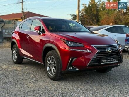 Червоний Лексус НХ, об'ємом двигуна 2 л та пробігом 7 тис. км за 35000 $, фото 1 на Automoto.ua