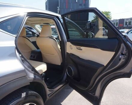 Лексус НХ, объемом двигателя 2 л и пробегом 104 тыс. км за 31000 $, фото 24 на Automoto.ua