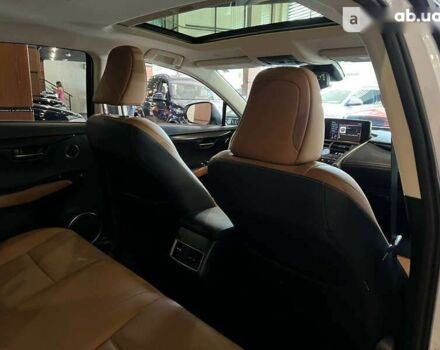 Лексус НХ, объемом двигателя 2 л и пробегом 35 тыс. км за 35900 $, фото 27 на Automoto.ua