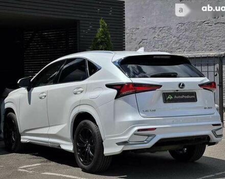 Лексус НХ, объемом двигателя 2 л и пробегом 65 тыс. км за 40999 $, фото 7 на Automoto.ua