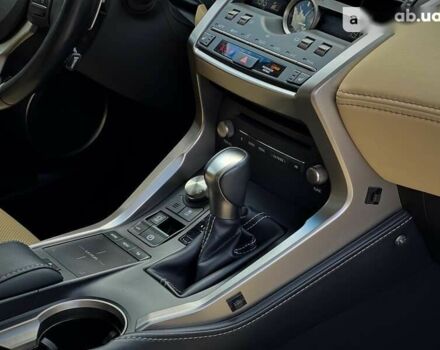 Лексус НХ, объемом двигателя 2 л и пробегом 65 тыс. км за 40999 $, фото 26 на Automoto.ua