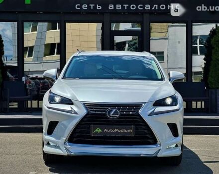 Лексус НХ, объемом двигателя 2 л и пробегом 65 тыс. км за 40999 $, фото 3 на Automoto.ua
